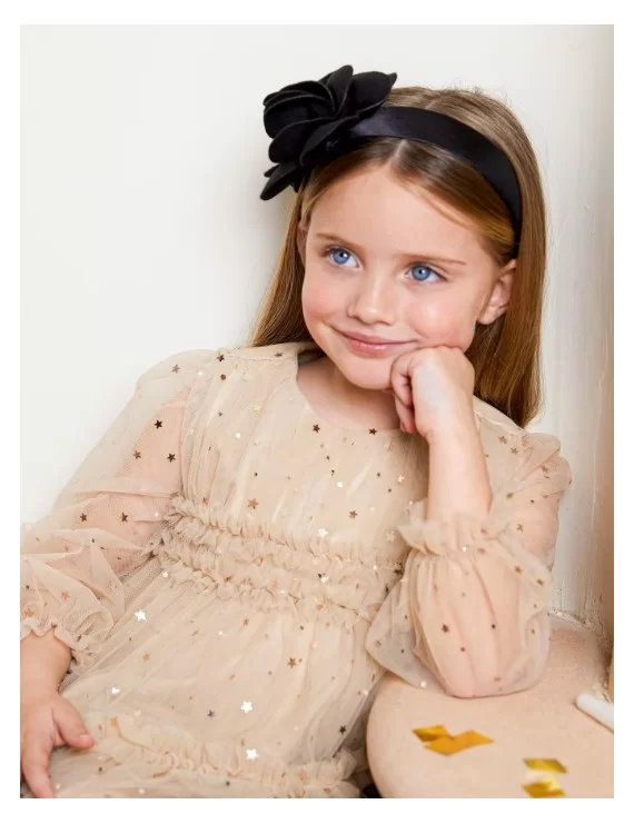 VESTIDO DE TULE E ESTRELAS