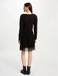 VESTIDO CURTO DE MALHA