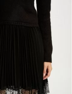 VESTIDO CURTO DE MALHA