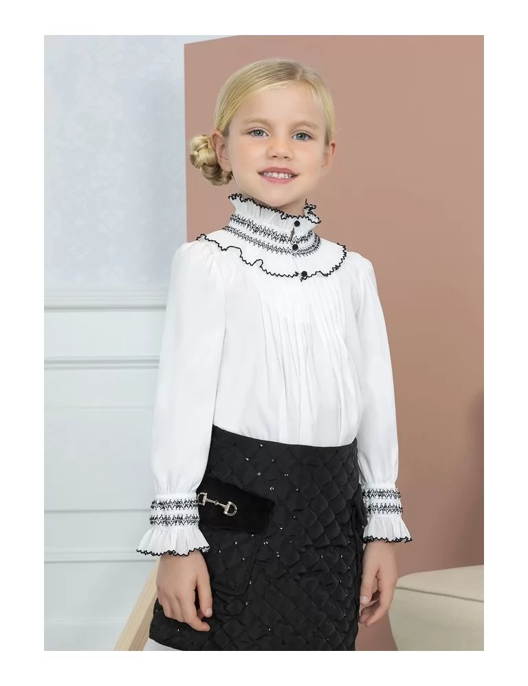 BLUSA BORDADA