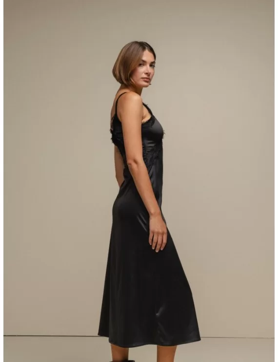 VESTIDO CETIM