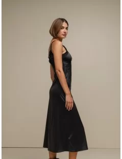 VESTIDO CETIM