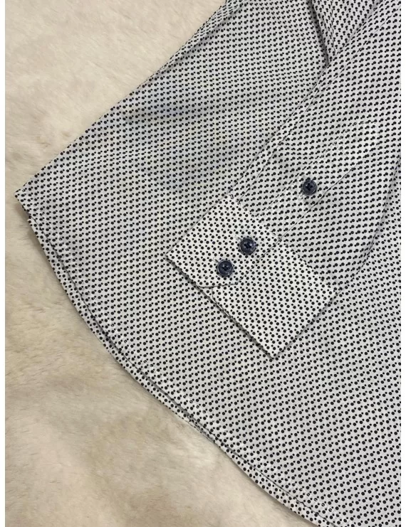 CAMISA C/ DETALHE PINTAS