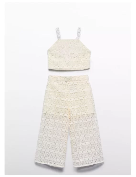 CONJUNTO TOP E CALÇAS DE CROCHÉ