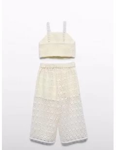 CONJUNTO TOP E CALÇAS DE CROCHÉ