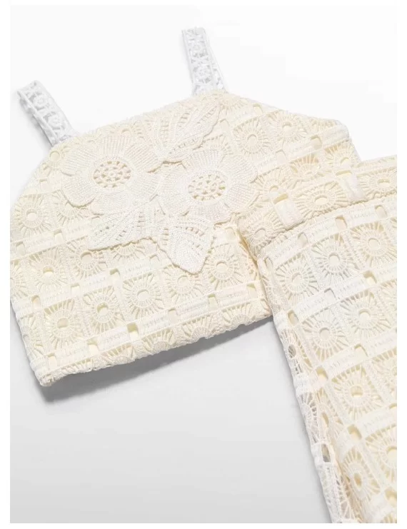 CONJUNTO TOP E CALÇAS DE CROCHÉ
