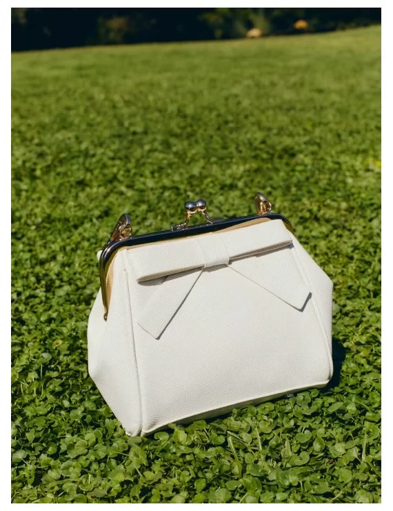 BOLSA TEXTURADA COM LAÇO