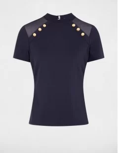T-SHIRT COM BOTÕES