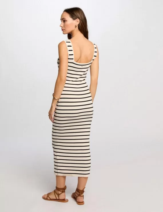 VESTIDO DE MALHA COMPRIDO