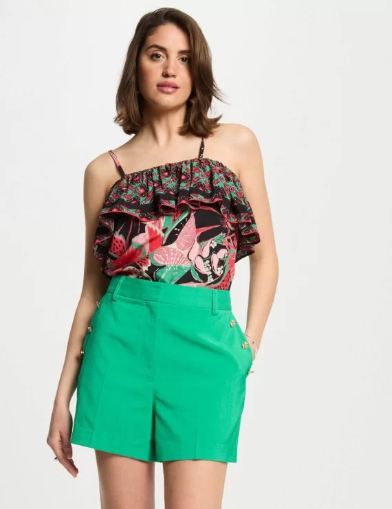 SHORTS COM BOTÕES