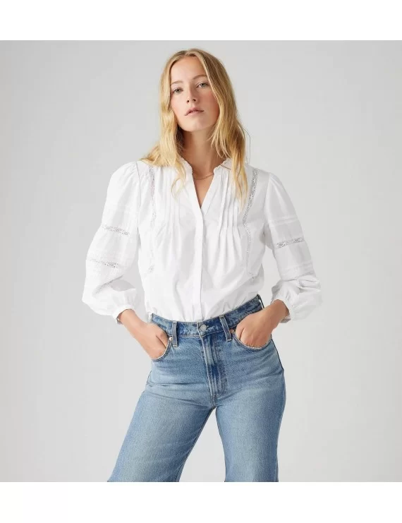 BLUSA COM DETALHES EM RENDA