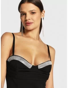 VESTIDO CURTO COM BRILHOS