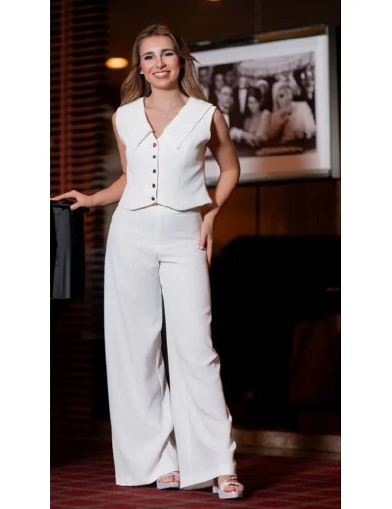 CONJUNTO COLETE E CALÇA