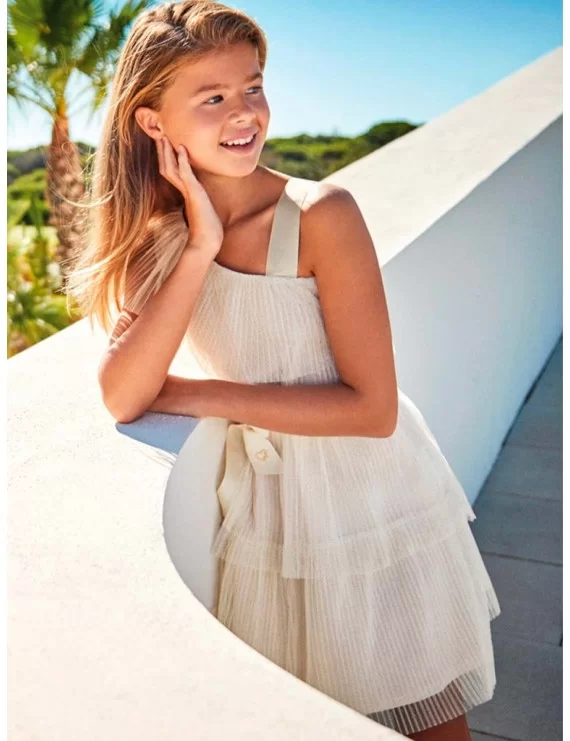 VESTIDO DE TULE