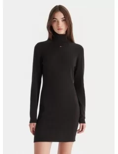 VESTIDO JUSTO DE GOLA ALTA