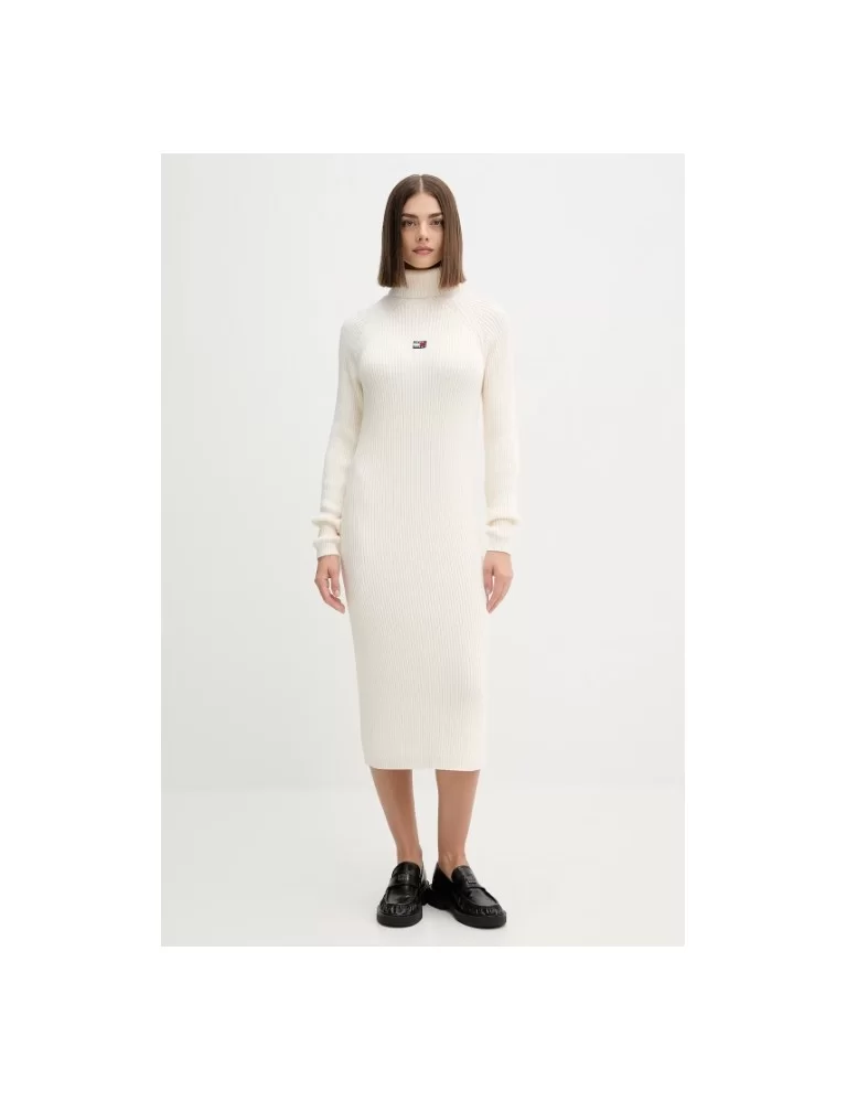 VESTIDO DE MALHA COM GOLA ALTA
