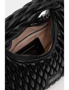 BOLSA DE MÃO COM EFEITO ACOLCHOADO