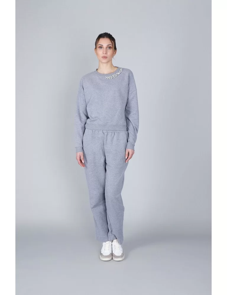CAMISOLA DE MALHA COM APLICAÇÕES