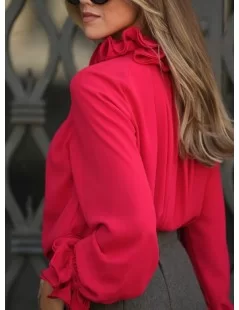 BLUSA COM FOLHOS
