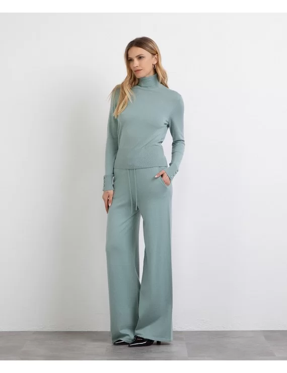 CAMISOLA DE MALHA COM GOLA ALTA