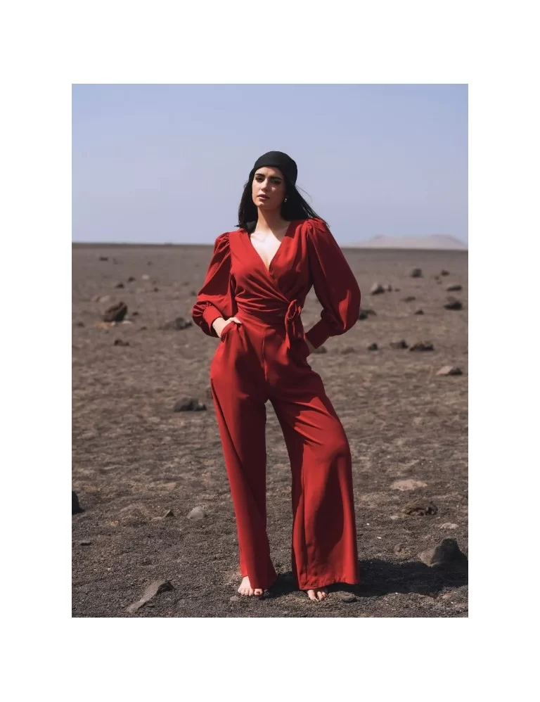 CONJUNTO BLUSA E CALÇAS