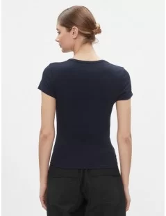 T-SHIRT SLIM FIT