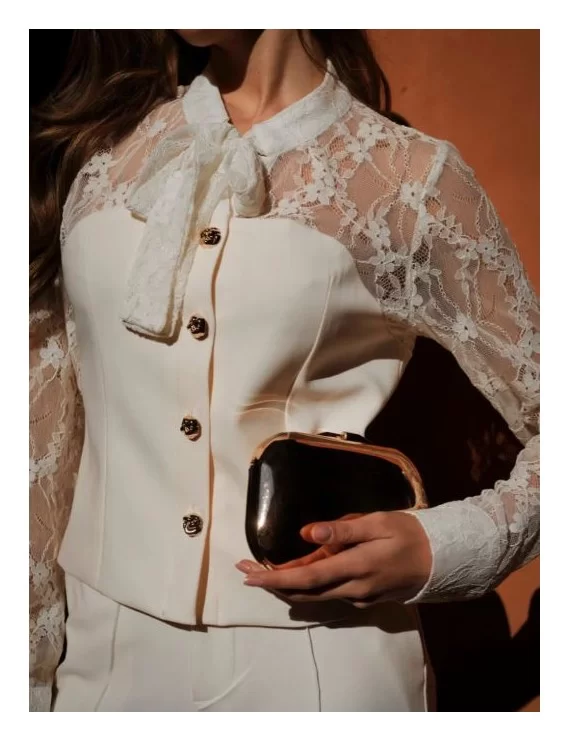 BLUSA RENDADA
