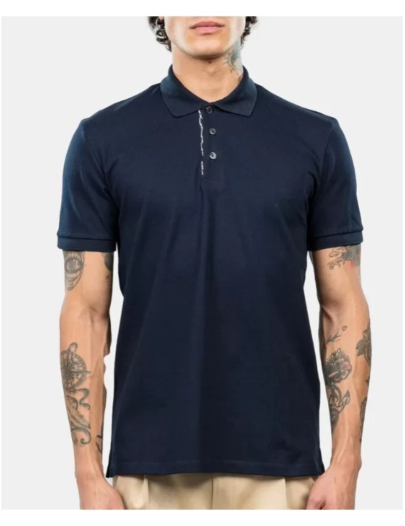 POLO C/DETALHE MONOGRAMA