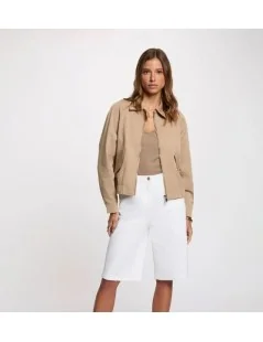 PARKA CURTA COM GOLA ABERTA